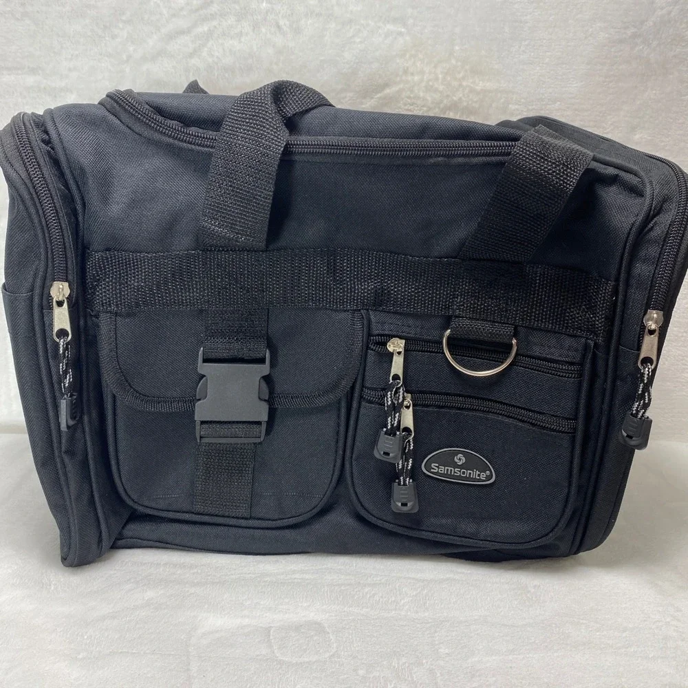 Samsonite Black Nylon Duffel Carry On Travel Weekend Overnight Shoulder Strap